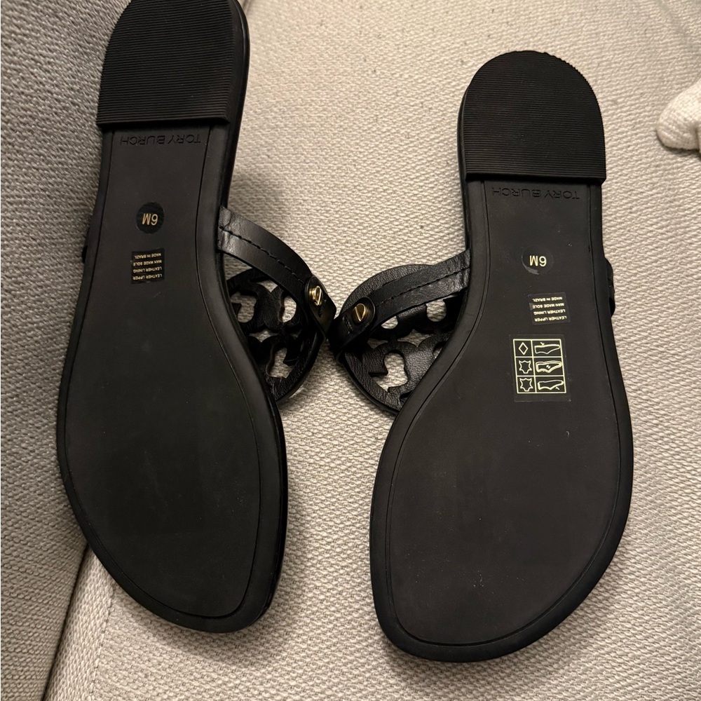 Tory Burch Miller patent  Sandals - Picture 3 of 5